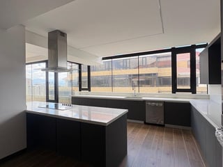 Penthouse en Venta Edificio Milenia, zona 10  - 5