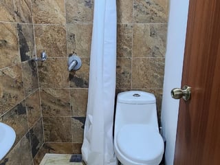 Apartamento amueblado tipo efficiency zona 10 / Oakland I - 5