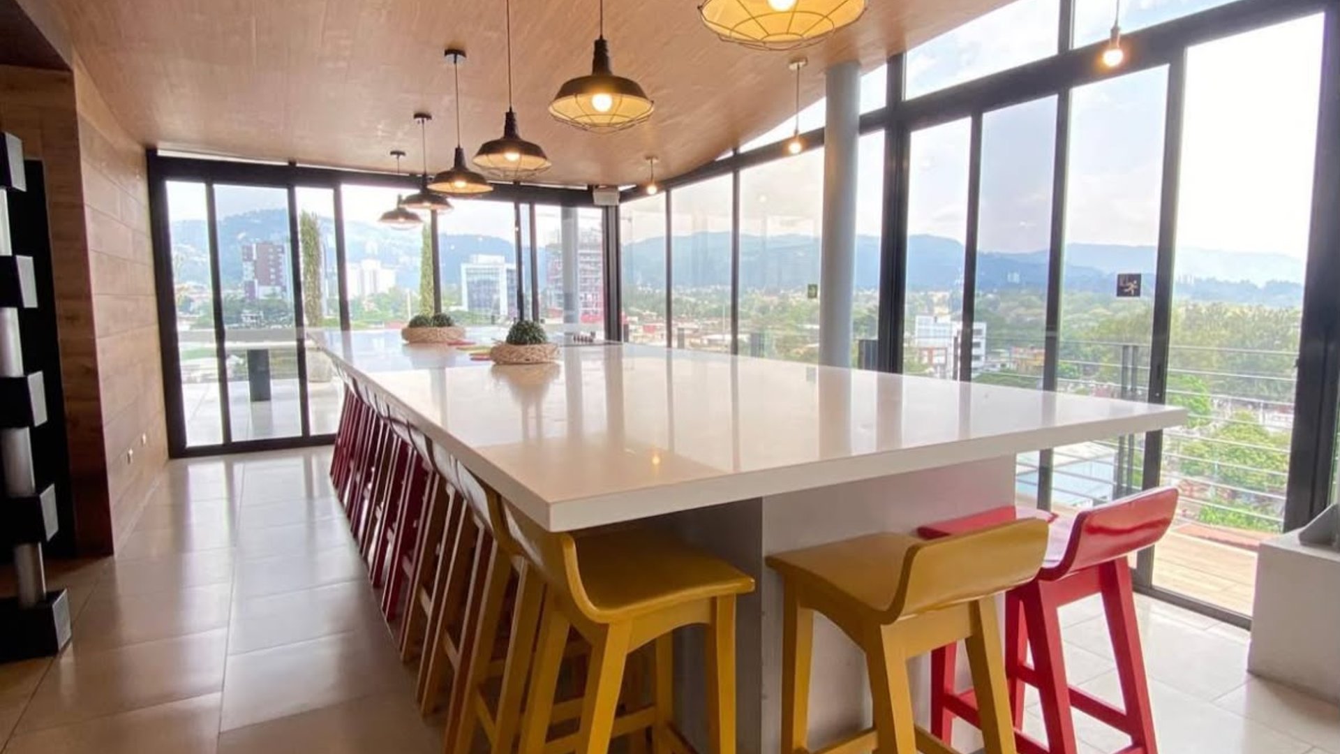 Apartamento Amueblado en Renta Zona 14, Edificio B14 - Miniatura 13
