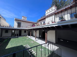 Amplia casa en venta en Condado del Obispo - 4