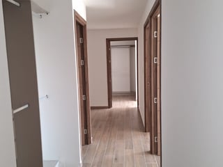 Apartamento en Venta Parque 14 Nivel Alto - 4