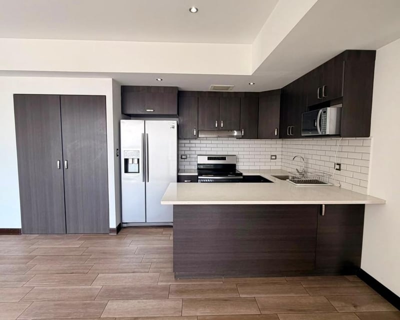 Apartamento en Edificio Tres 15, Zona 13 - 2 habitaciones Ref-5985