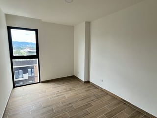 Spacious 3-Bedroom Apartment for Sale in Zona 14, Guatemala City - $390,000 - 4
