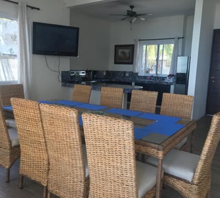 Vendo casa en Monterrico frente a la playa Ref-4911