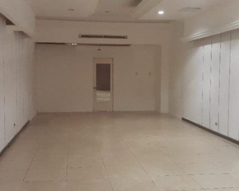 En venta o Alauiler Local Comercial en Pradera Zona 10