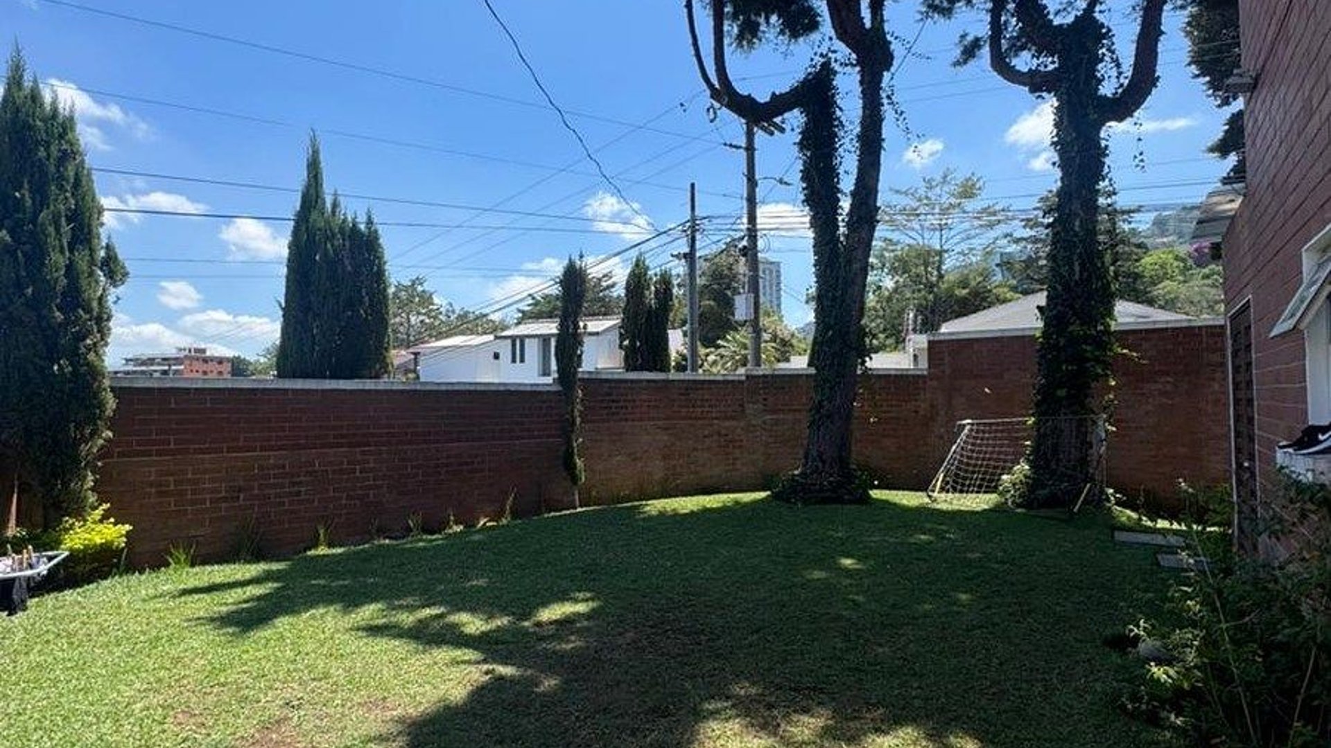 Casa en Renta en Condominio El Prado, Zona 10