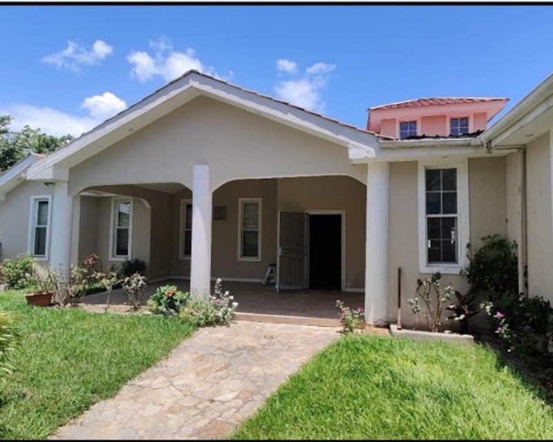 CASA EN VENTA EN EL QUICHE