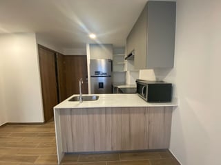 Apartamento de 1 habitación en alquiler Parque 14 - 3
