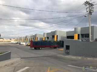 Ofibodega en renta carretera a San Juan Sacatepequez - 2