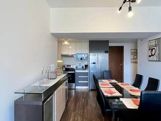 Apartamento en renta amueblado de 2 habitaciones en zona 10 Ref-5318 - 3