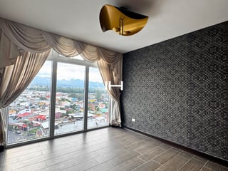 APARTAMENTO EN RENTA EN ZONA 4 DE MIXCO, TREO - NIVEL ALTO - Image 1