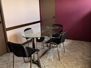 Oficina en renta en zona 15 Edificio de uso mixto - 5