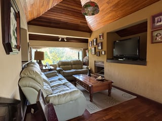 Hermosa Casa con jardín, en carretera a El Salvador - 5