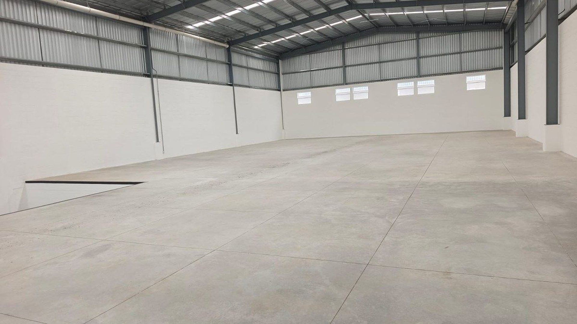 Bodega en Renta - Complejo Industrial Las Tunas Naranjo, Zona 4 de Mixco