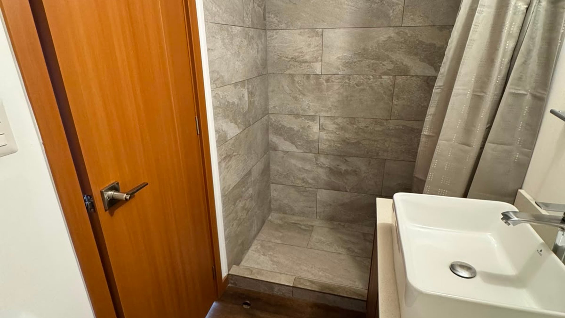 Apartamento en venta en Edificio Vidalta zona 11 - Miniatura 10