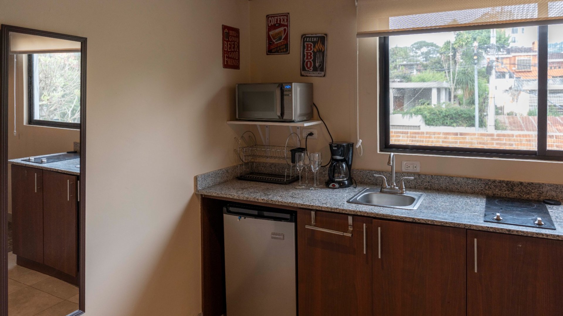 Apartamento amueblado en renta zona 15 / Vista Hermosa I - Miniatura 5