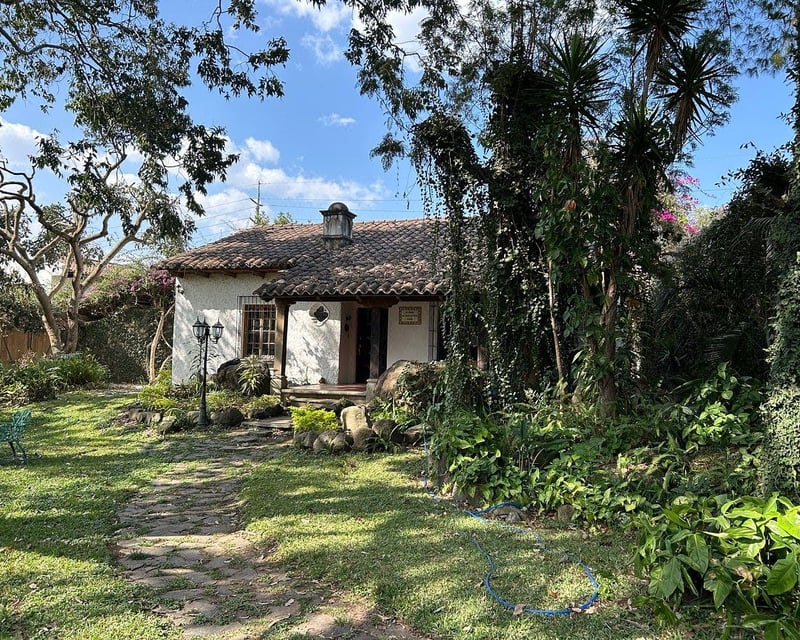 CASA EN VENTA EN ANTIGUA GUATEMALA STA CATARINA DE BOBADILLA