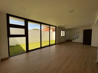 Casa en Venta en Altos de Vista Hermosa Zona 15, VH1 Guatemala - 3