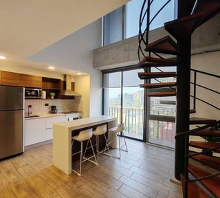 Apartamento en Alquiler  Amueblado Edificio Eon, zona 10