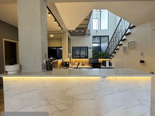 Casa en renta  en excelente ubicación zona 10 - 2