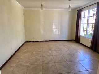 CASAS EN VENTA EN KM 18 CAMINO A FRAIJANES - 5