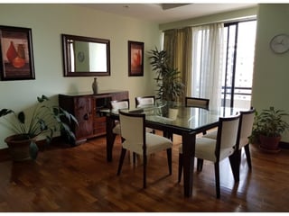 Alquilo  Apartamento Amueblado y Equipado en Zona 10  - 4