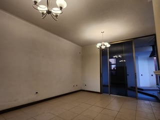 Casa en renta de 2 niveles con 4 habitaciones en z16 Cayala Ref-5161 - 5