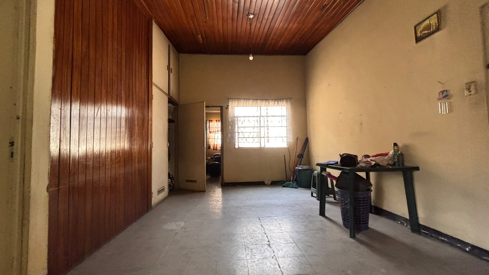 Casa en Renta a 1/2 cuadra de Calz. Roosevelt, Zona  12 Guatemala