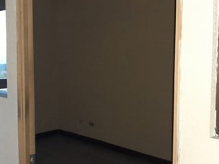 Renta de Oficina en Calzada Roosevelt - 5