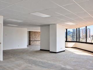 OFICINA EN ALQUILER 183 METROS CUADRADOS | MURANO CENTER | ZONA 10 DE GUATEMALA - 5