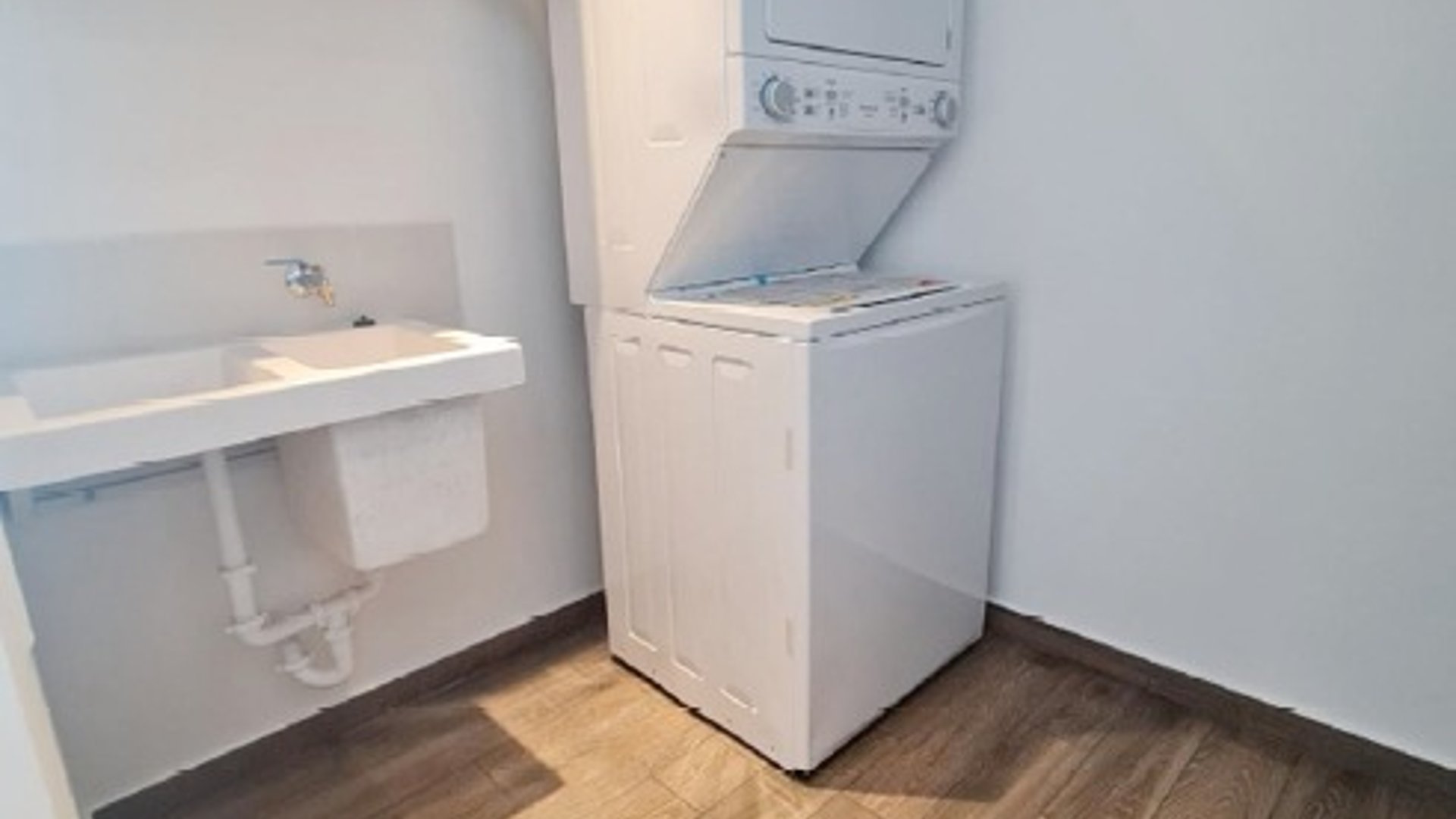 Apartamento en Alquiler Zona 15, Edificio Parque 15 - Miniatura 5