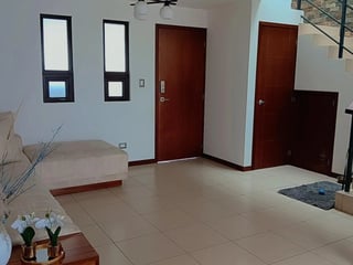 Vendo Lujosa casa en Prados del Carmen, Boca del Monte - Image 10