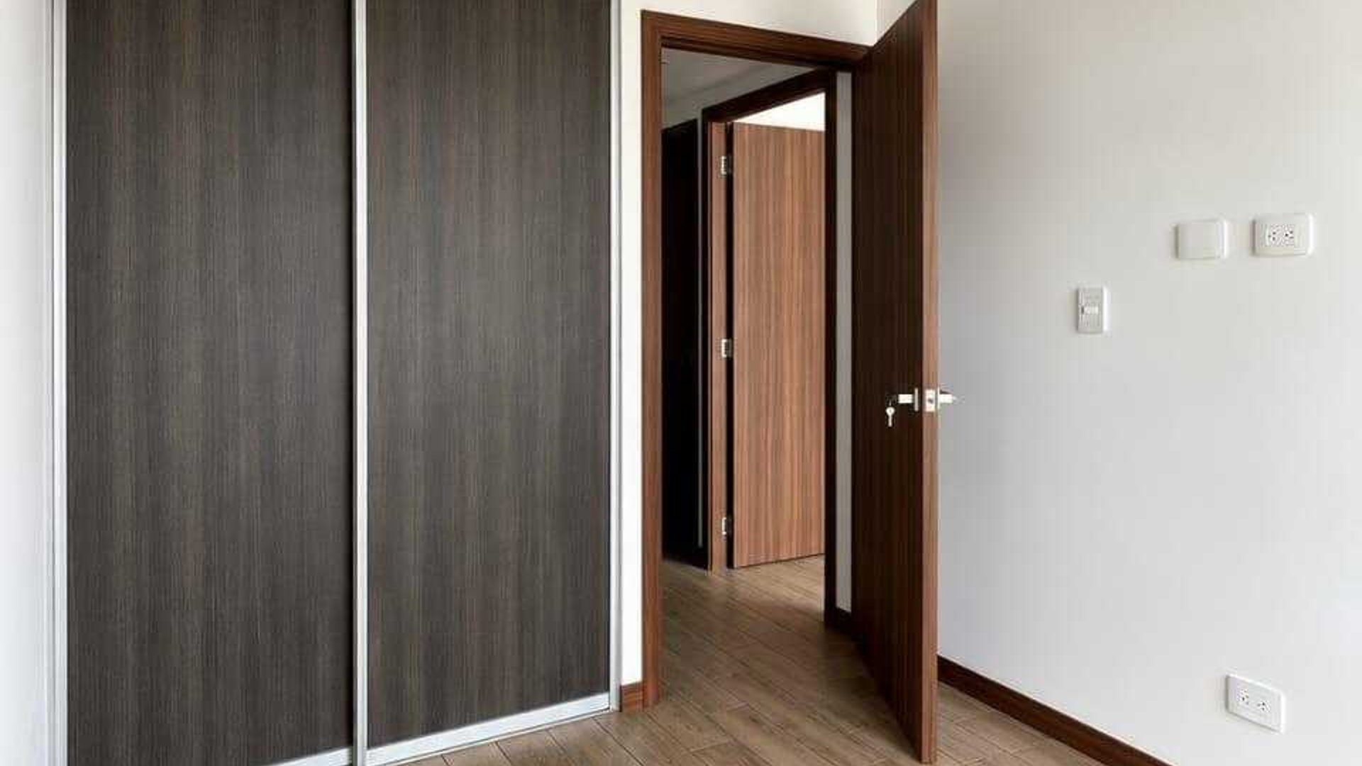 APARTAMENTO EN ALQUILER ????Edificio Inara, Zona 4 - Miniatura 6
