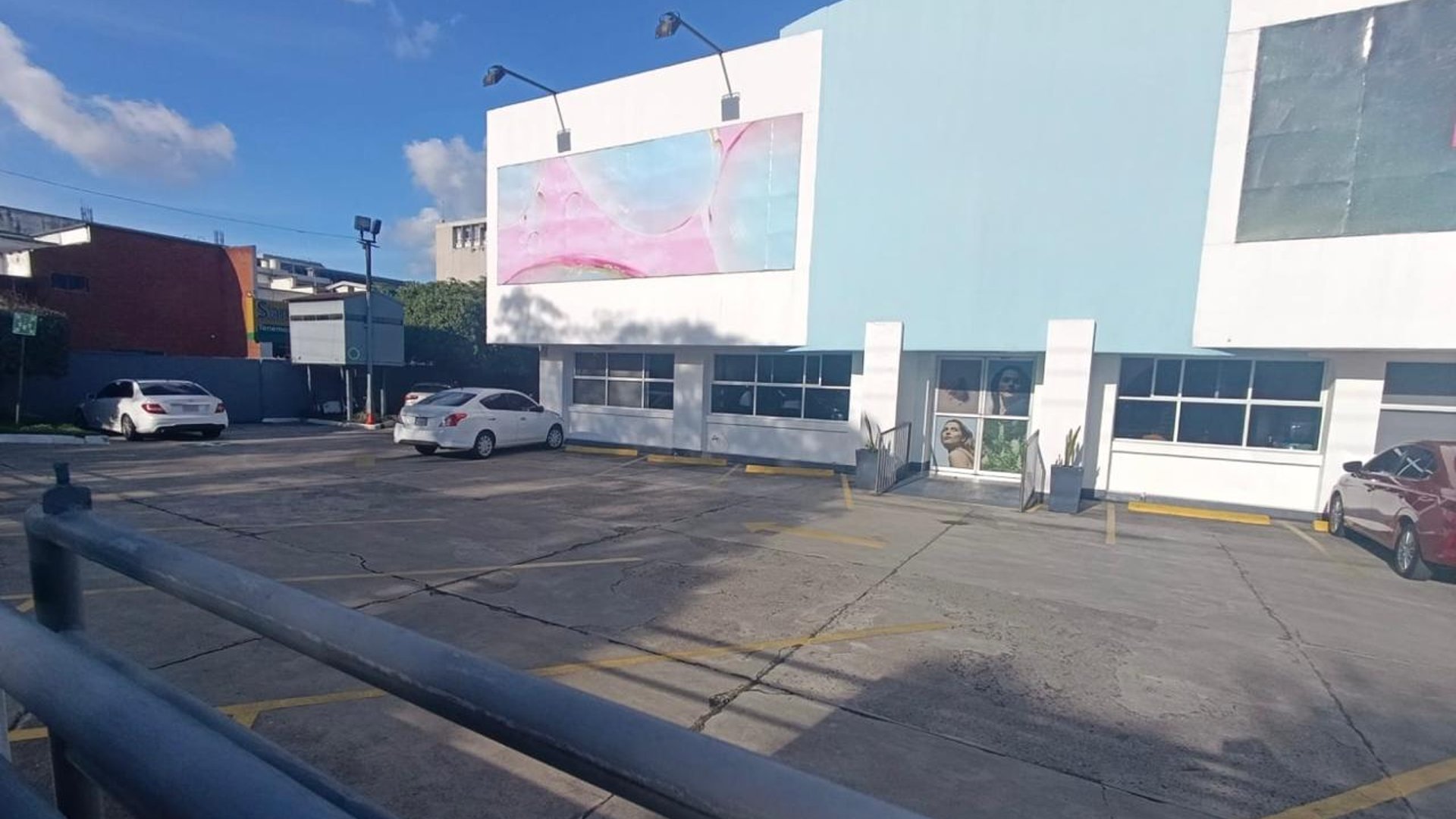 Propiedad Comercial en Alquiler zona 9