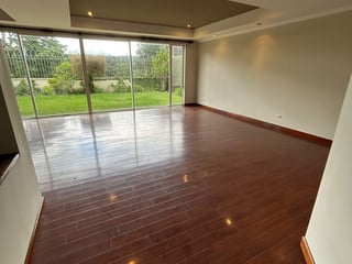 Venta de linda casa en Portal de Bosque 2 - 4