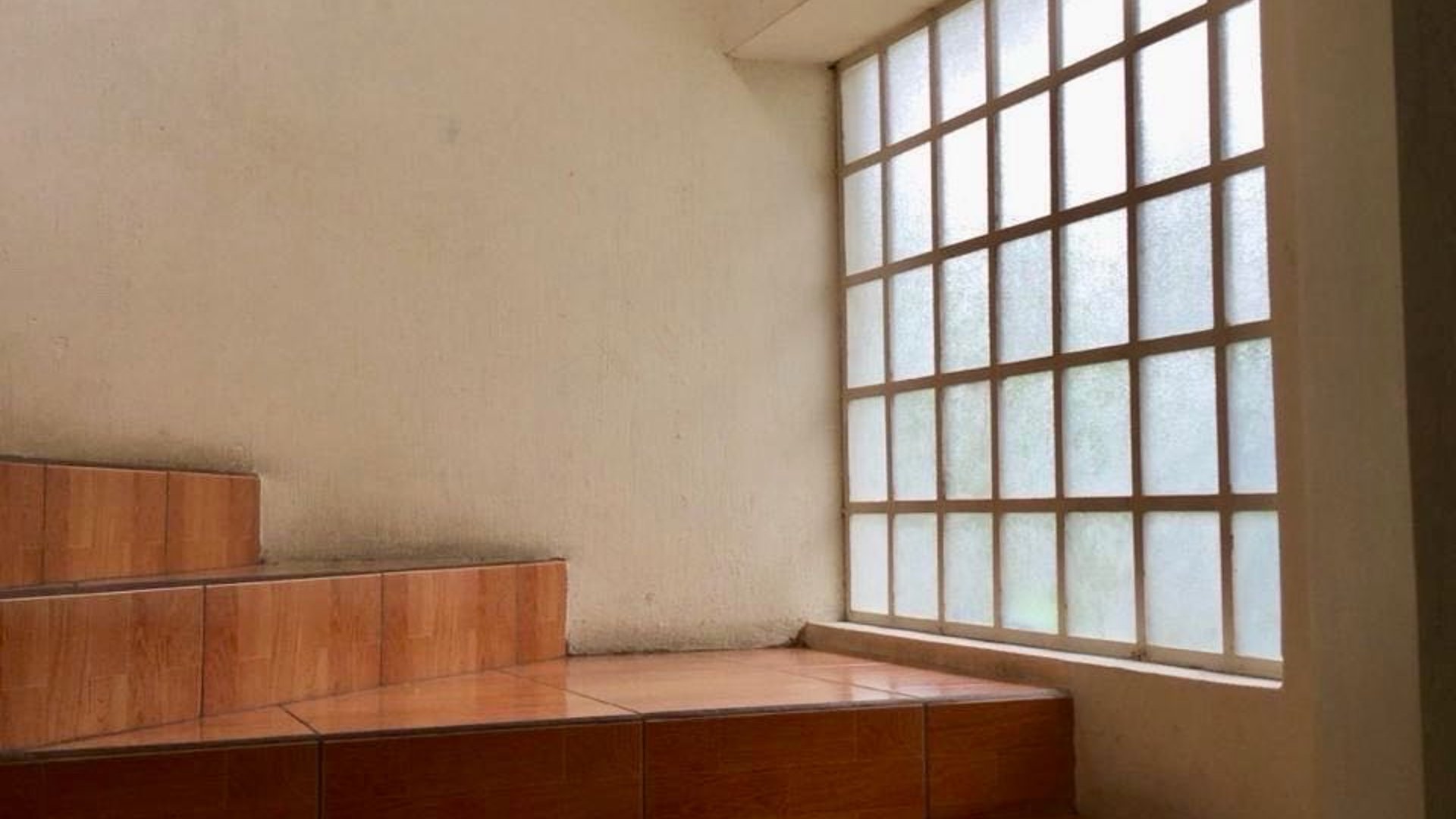 ALQUILO AMPLIA PROPIEDAD CERCANA A HOSPITALES EN ZONA 11 - Miniatura 6