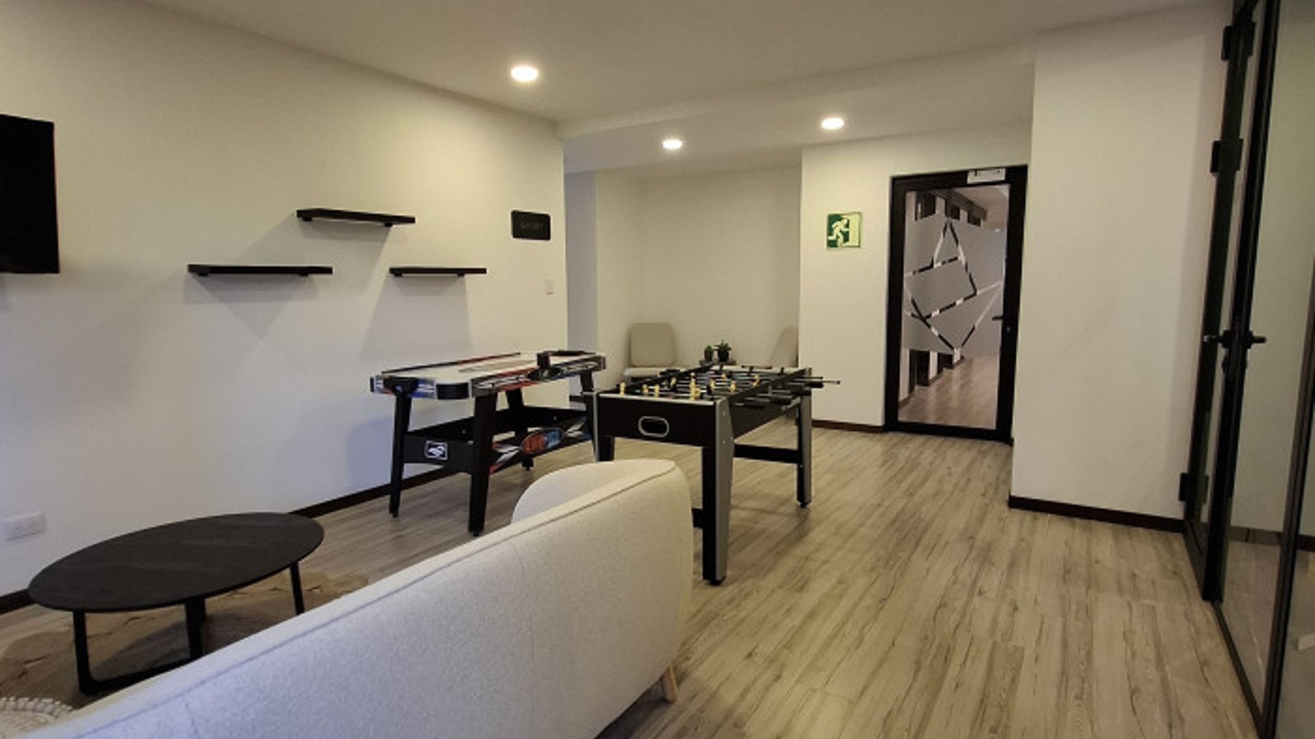 Apartamento en venta NUEVO EN ZONA 10 de 1 habitación - Miniatura 19