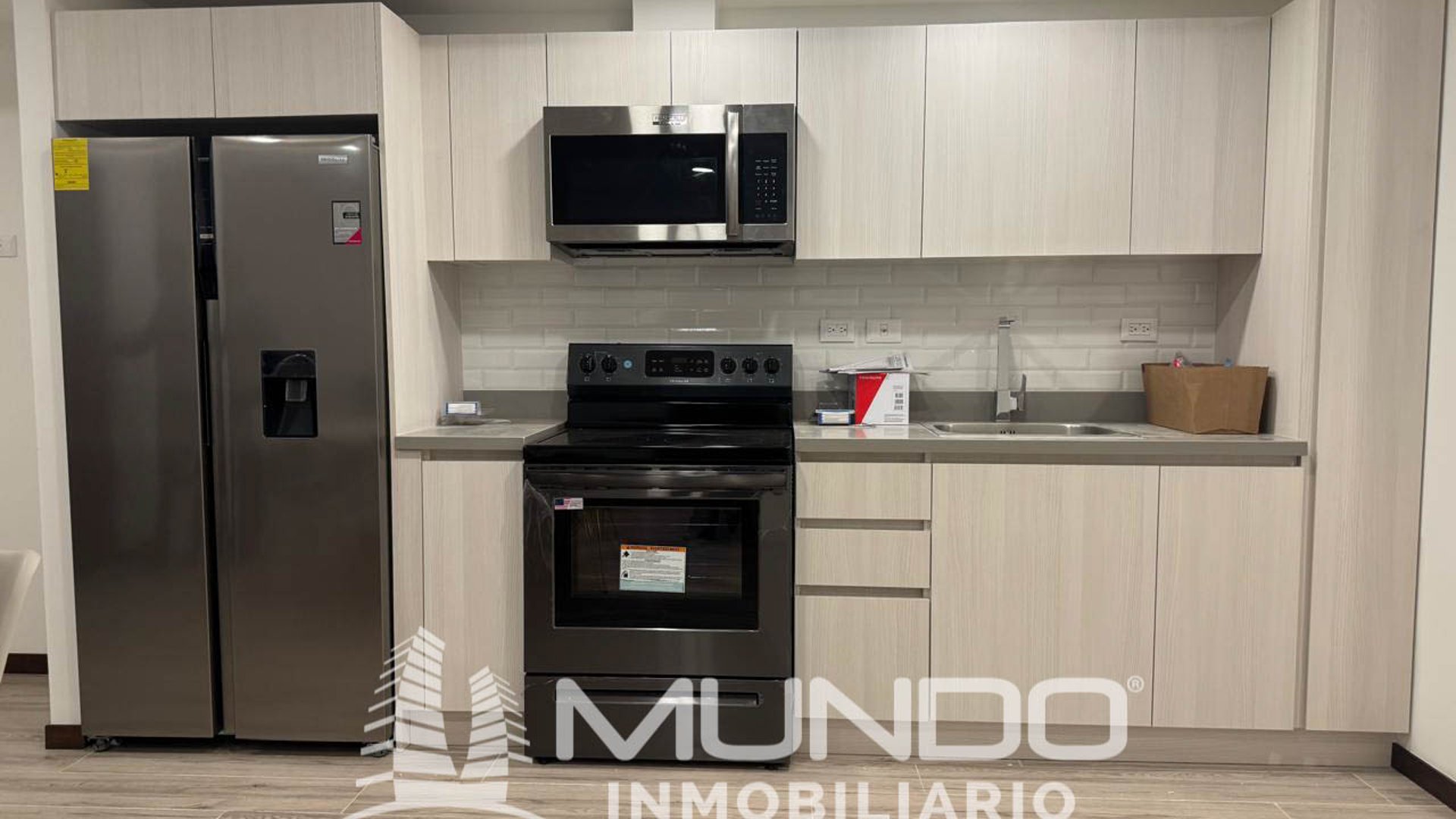 APARTAMENTO AMUEBLADO EN RENTA ZONA 10