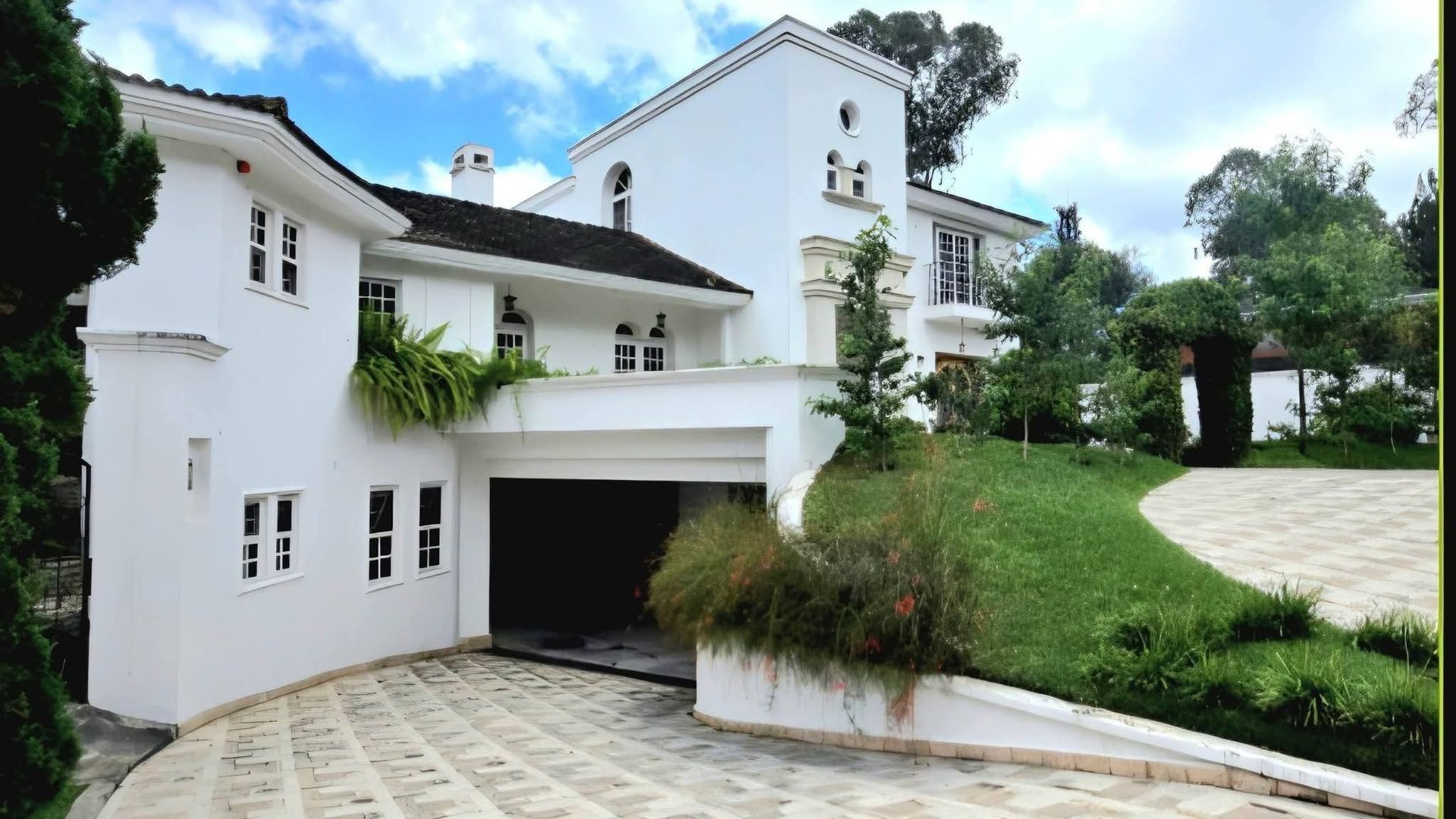 CASA EN VENTA EN FORESTA DE CAYALÁ ZONA 16 - Miniatura 2