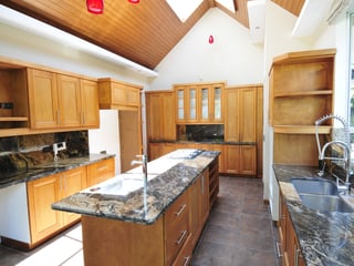 Beautiful two-story home with swimming pool for sale, 16 kilometers away from La Antigua, Guatemala. - Image 8