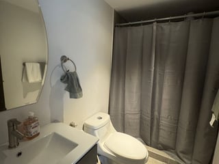 Apartamento amueblado en venta de 3 habitaciones en zona 7 Ref-5668 - 5