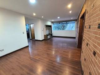 Apartamento 3 hab. en Zona 4, sector IGA | 4 Grados Norte - 2