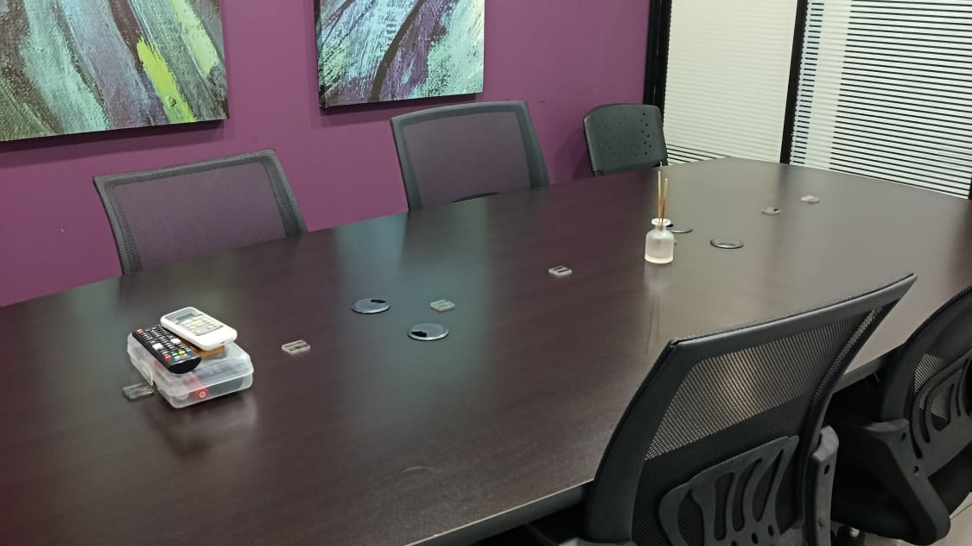 ALQUILO LINDAS Y ECONOMICAS OFICINAS EN ZONA 12