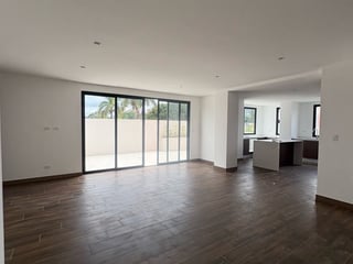 Apartamento en Alquiler / Venta Edificio Vila Quince, zona 15 VH2 - Image 12