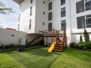Renta de apartamento nivel alto - 2 habitaciones en zona 10 Ref-5891 - 4