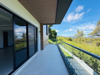 VENTA DE ESPECTACULAR CASA - LA CRUZ, STA. CAT. PINULA  - 3
