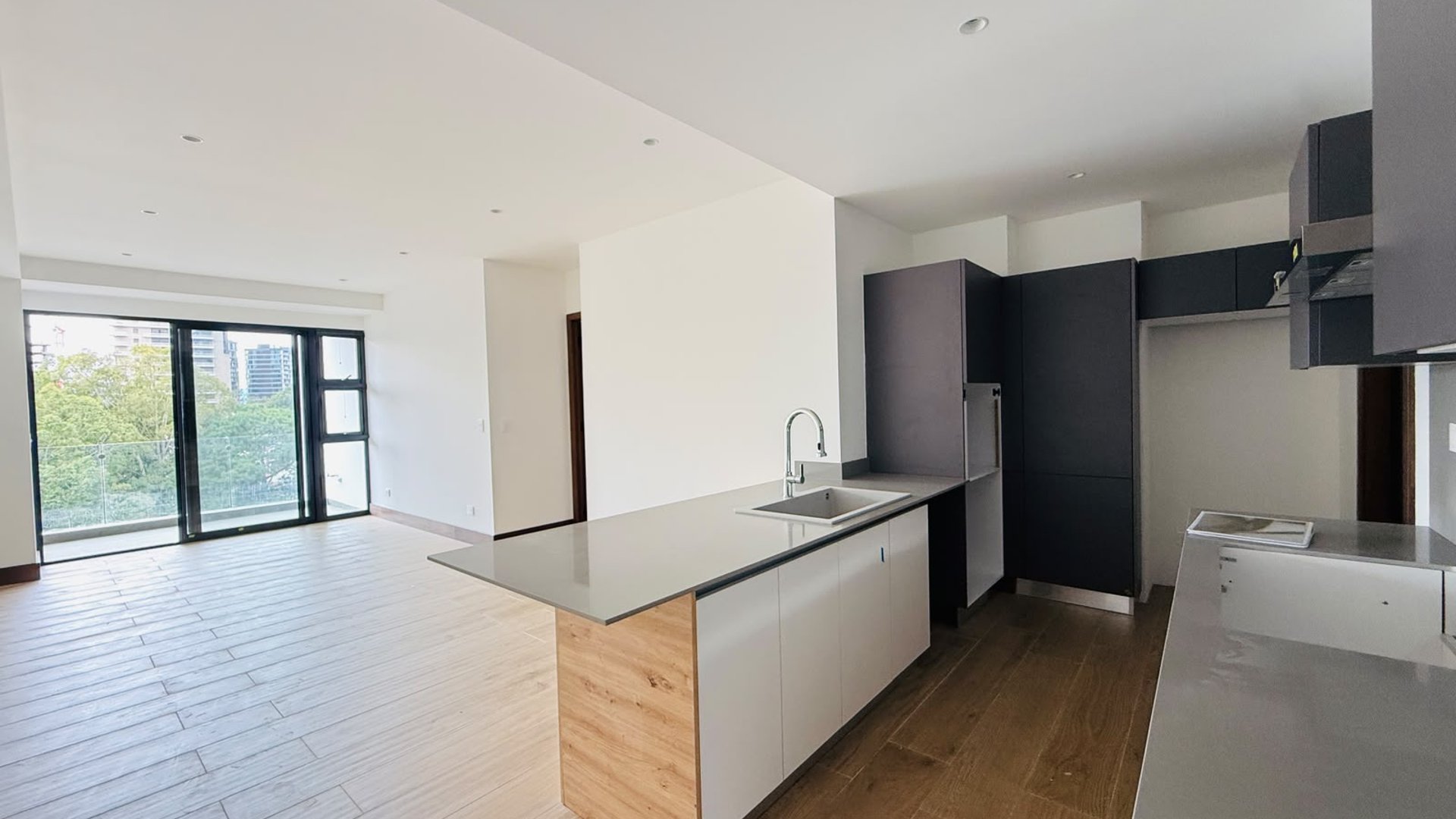 VENTA DE LINDO APARTAMENTO PARA ESTRENAR - CAUMA, ZONA 15