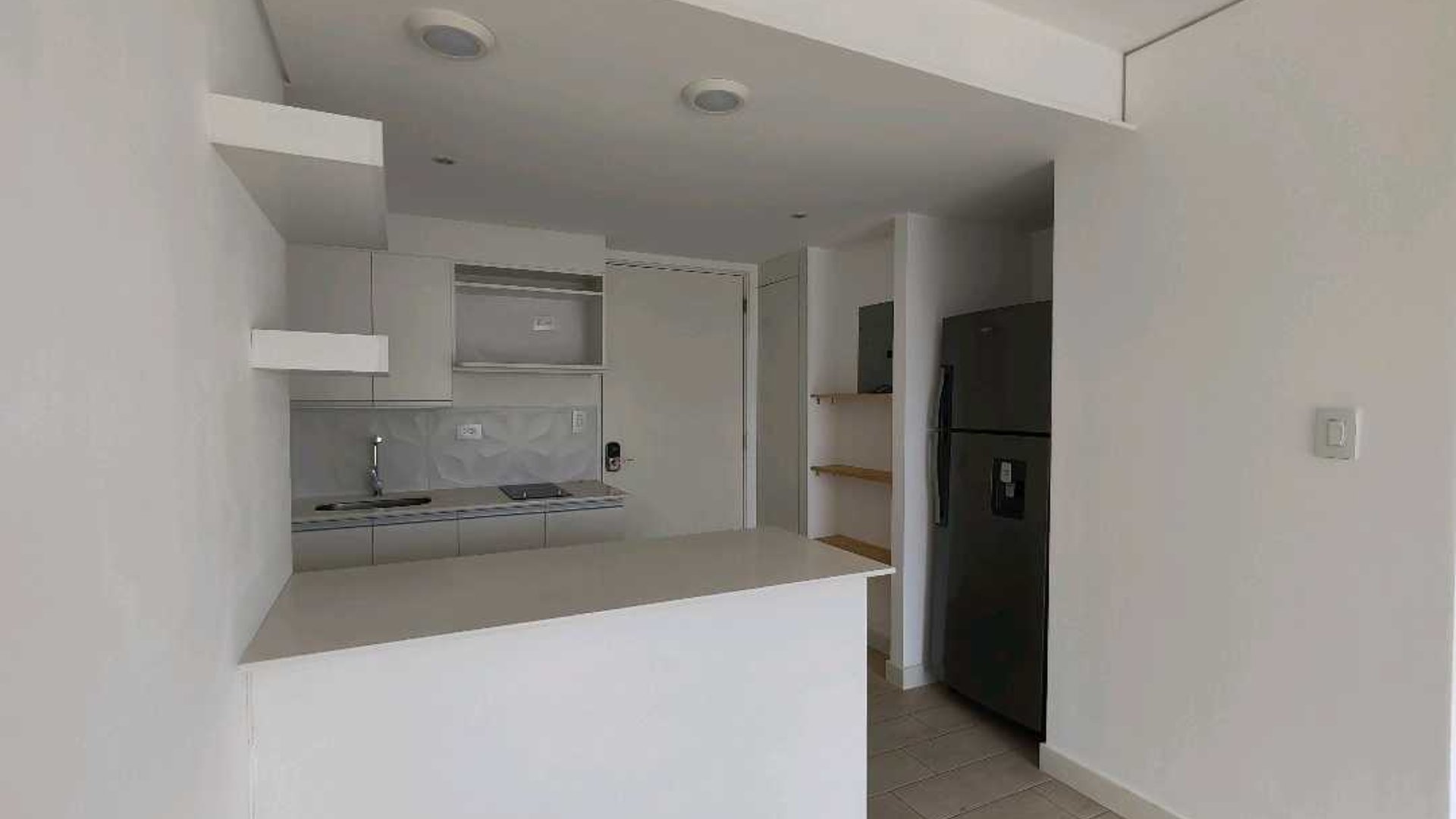 Apartamento en Venta Edificio QUO, zona 4 para inversión
