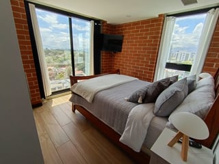 Apartamento en Venta Edificio TerraDelfines, zona 14  - 5