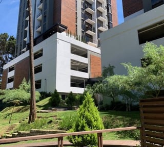 VENTA Apartamento con amplio balcón km 14 Carr Salvador